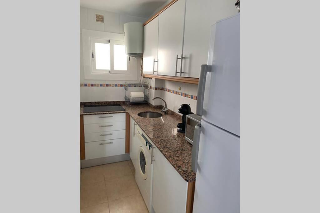Apartamento Sajalin ซาลอว์ ภายนอก รูปภาพ