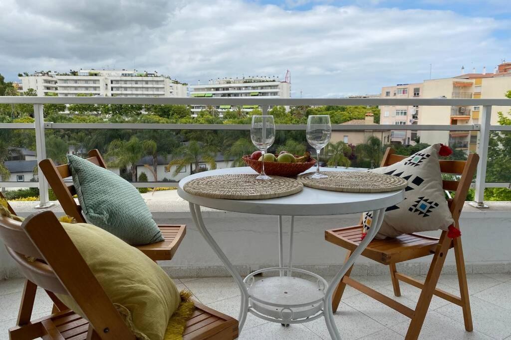 Apartamento Sajalin ซาลอว์ ภายนอก รูปภาพ